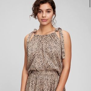 GAP Cami Tie- top